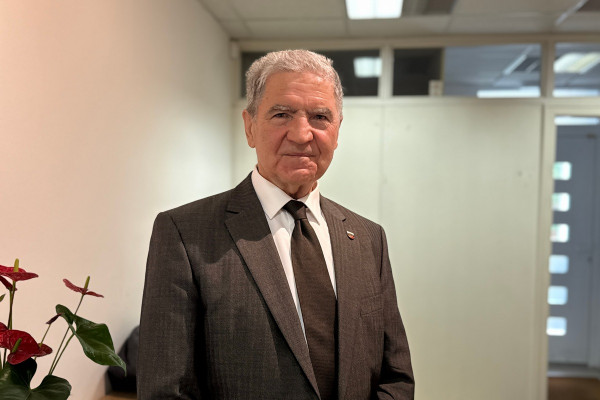 Janez Juhant Pučnikovo priznanje prejel za prispevek k razvoju demokracije