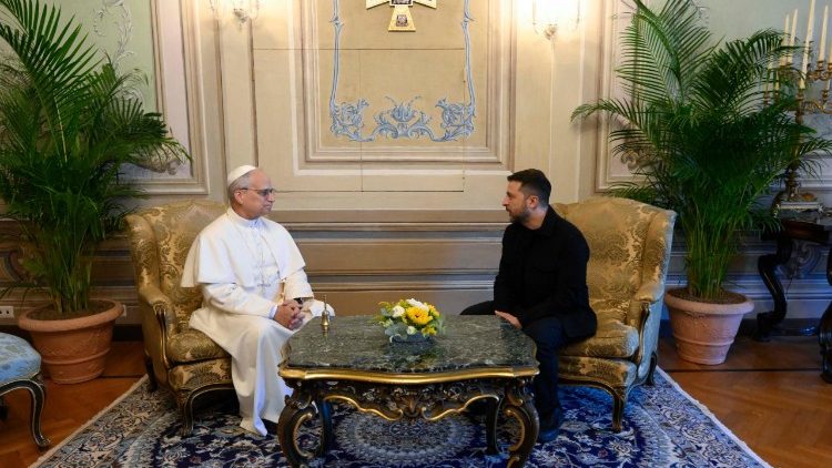 Papa u razgovoru s predsjednikom Zelenskijem izrazio blizinu Ukrajincima