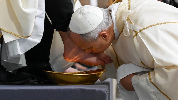Papa: Bog pere sliku čovjeka koji se smatra moćnim i koji ubija
