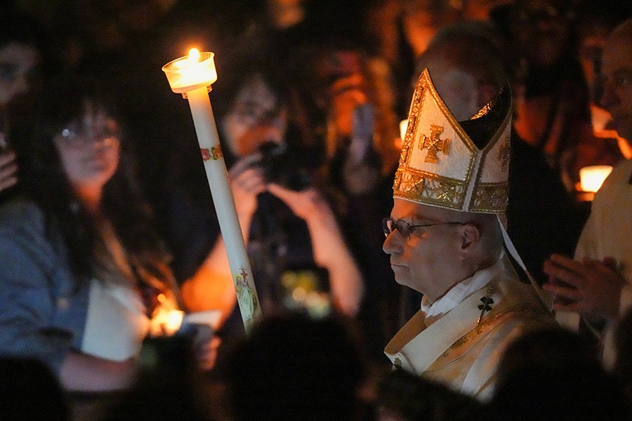 Pope: Don’t be paralyzed by mistrust, fear; be catalyzed by Christ to build peace