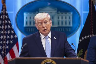 Trump znów krytykuje NATO. 