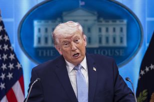 Trump pewny siebie ws. cieśniny Ormuz. 