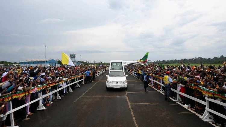 “Ahora es el momento de la paz”: el grito del Papa León XIV en Camerún