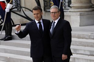 Spotkanie wojskowe w Londynie. W tle cieśnina Ormuz